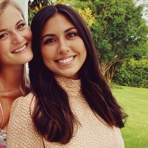 Meet your Posher, Eva